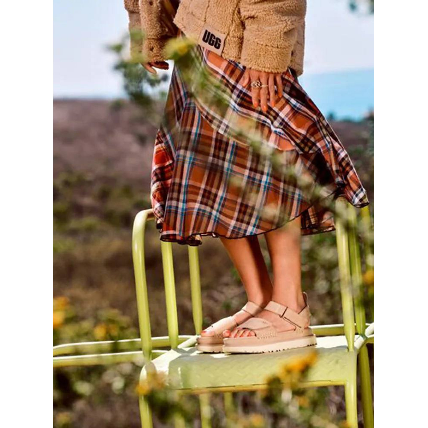 UGG Goldenstar Sandal Sand