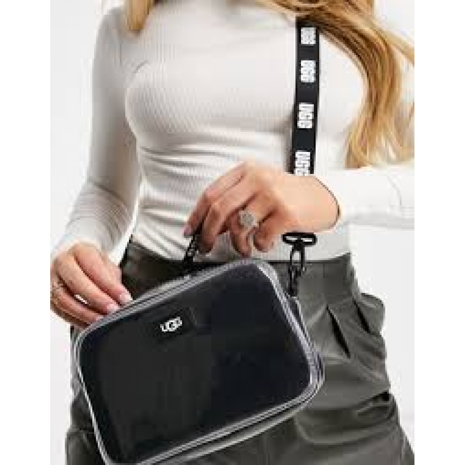 UGG Janey II Clear Black