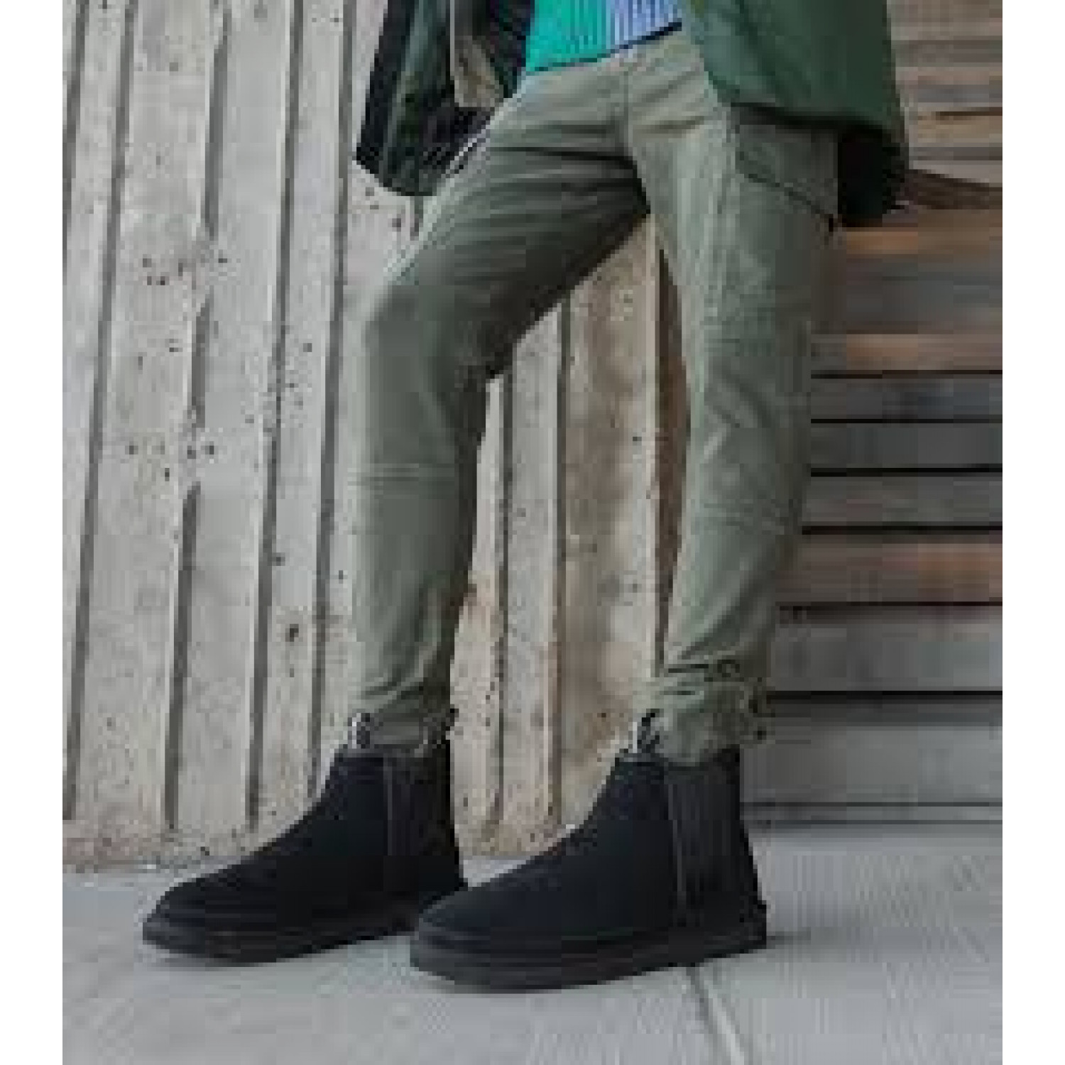 UGG Mens Neumel Chelsea Black 