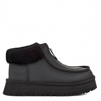 UGG Funkette Platform Boots Leather Black
