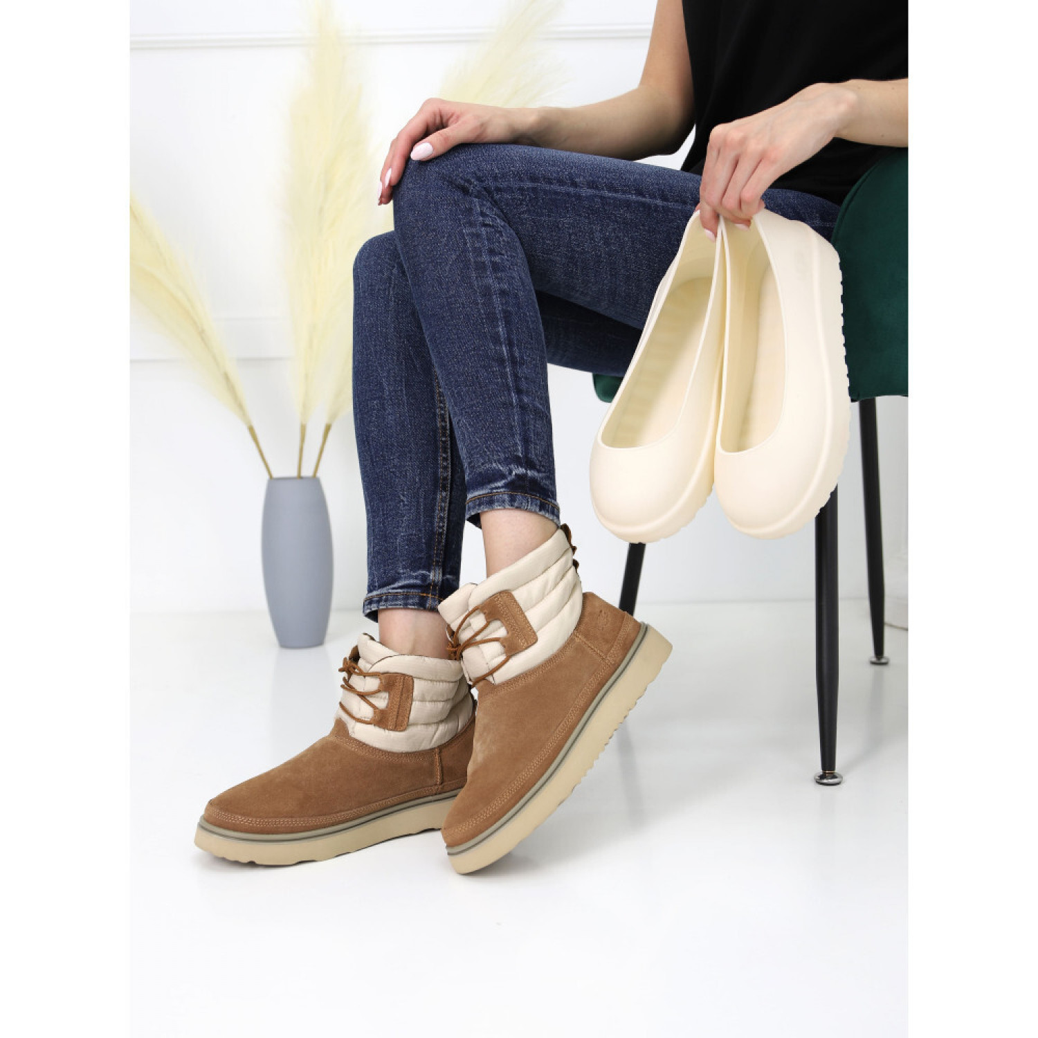 UGG Classic Mini Lace-Up Weather Chestnut Whitecap