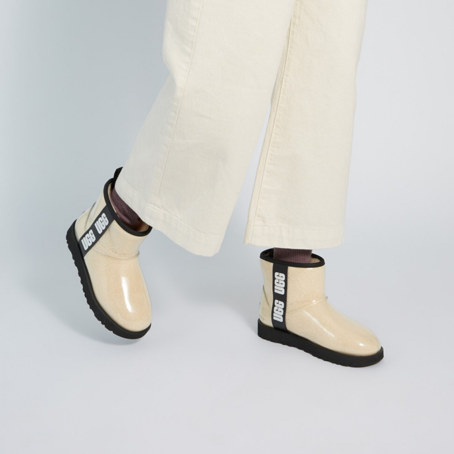 UGG Classic Clear Mini Natural