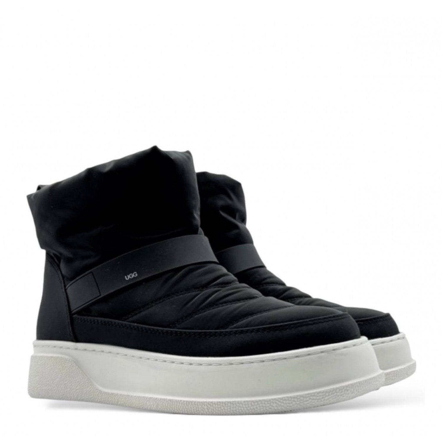 UGG Ash Inflated Black