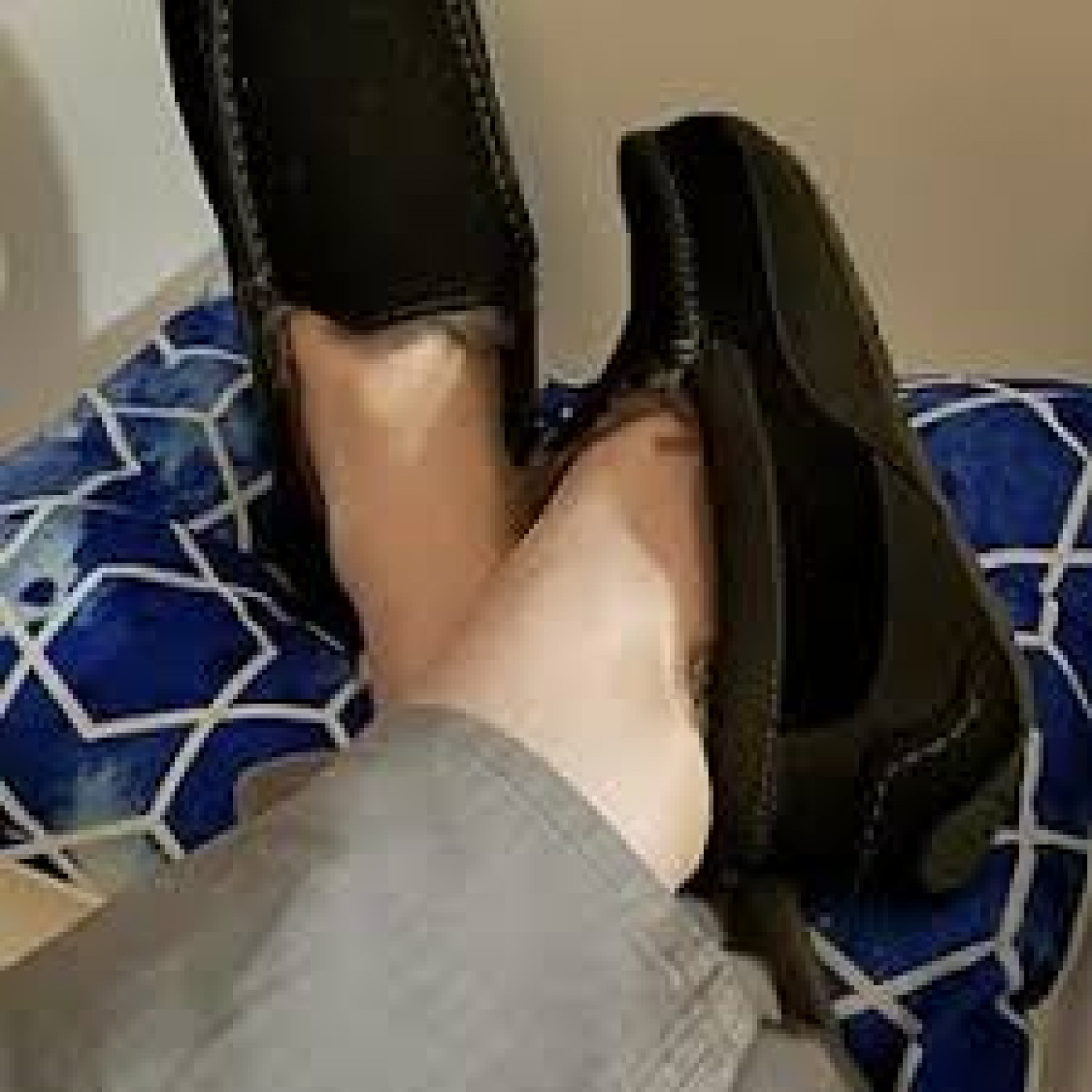 UGG Mens Ascot Black 