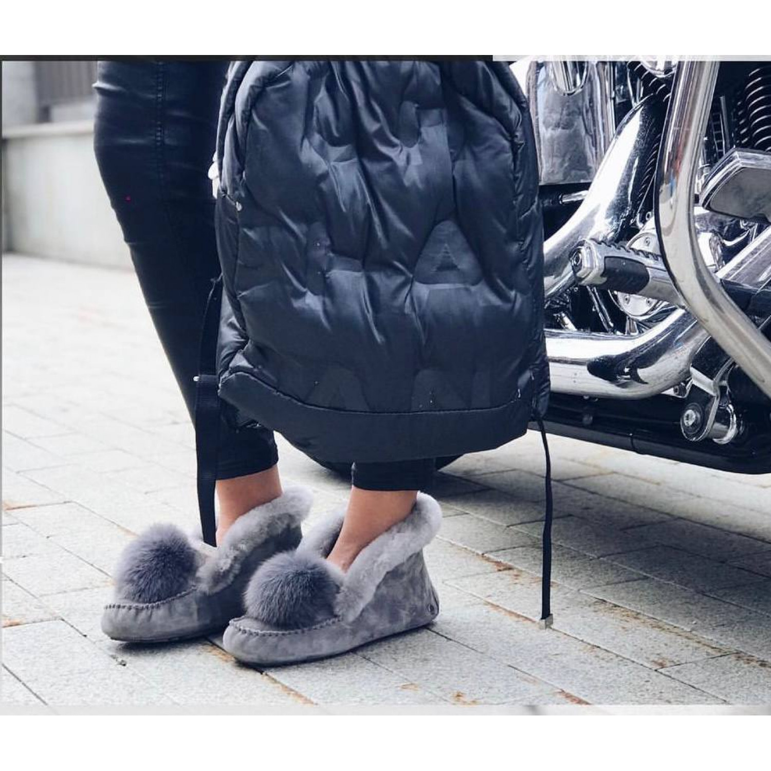 UGG Alena Pom Pom Grey