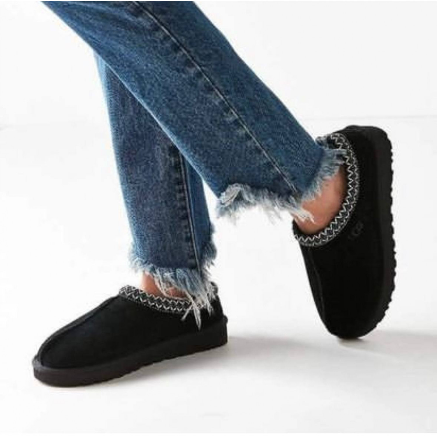 UGG Tasman Slipper Black