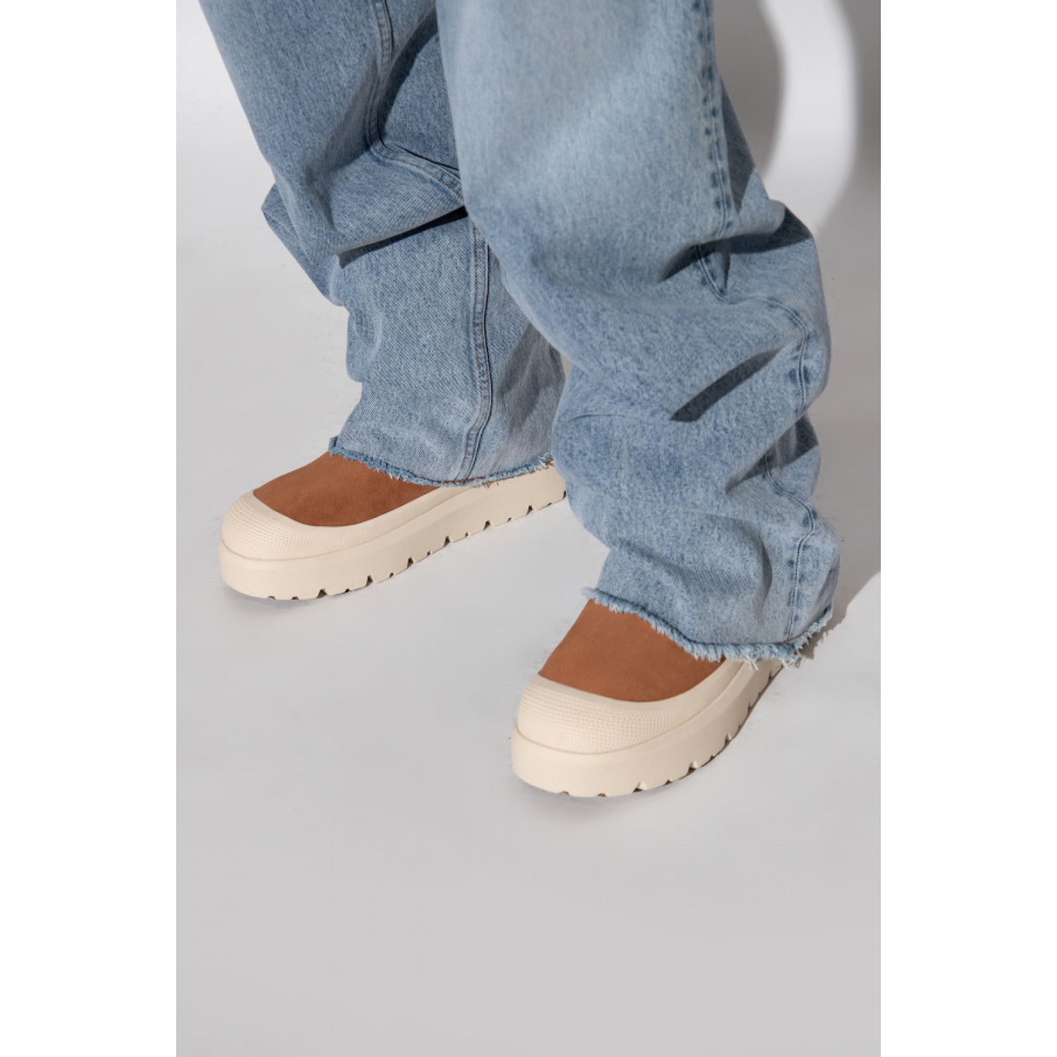 UGG Mens Classic Weather Hybrid Chestnut 