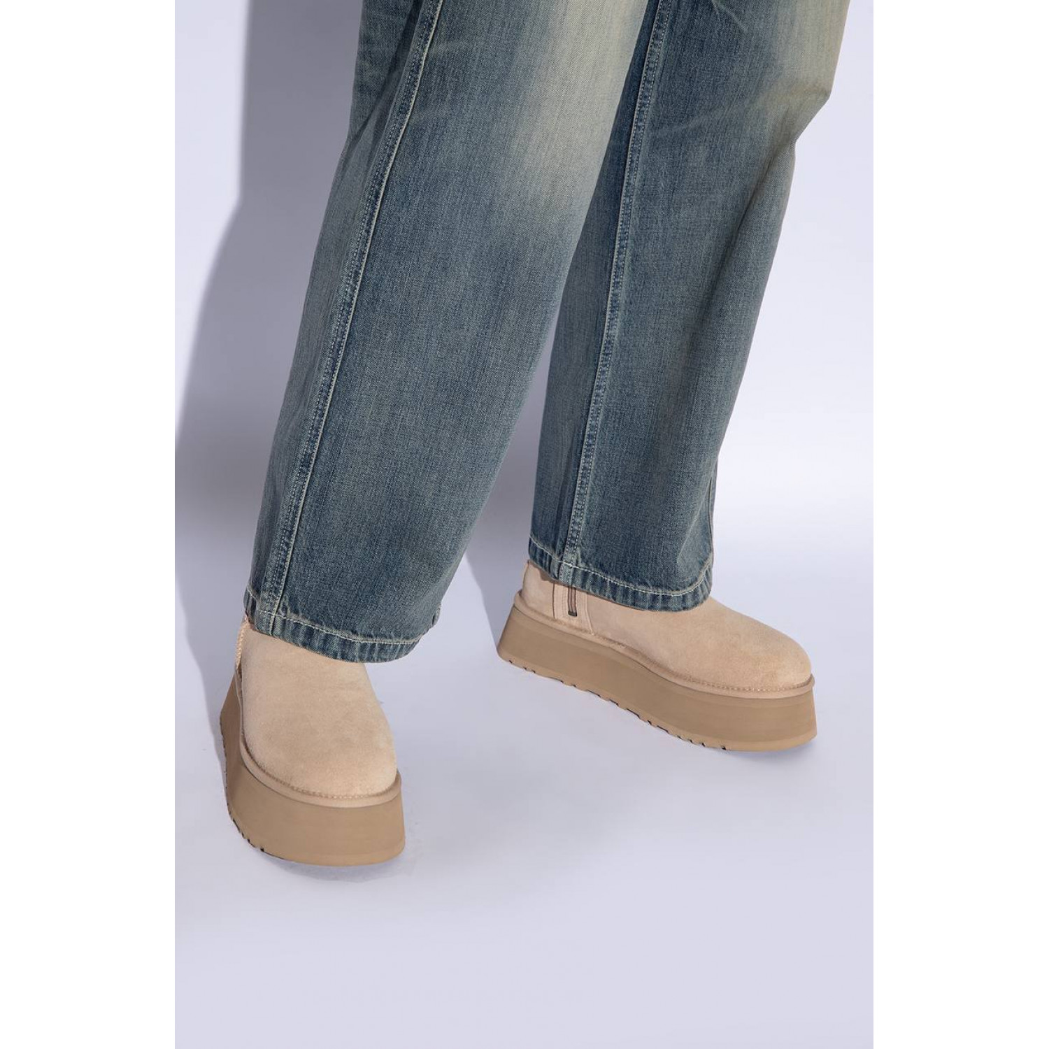 UGG Classic Dipper Sand