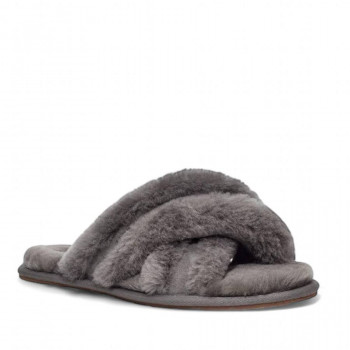 UGG Slippers Scuffita Grey