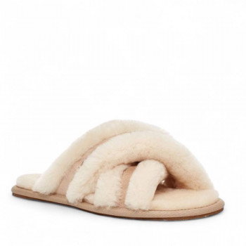 UGG Slippers Scuffita Sand