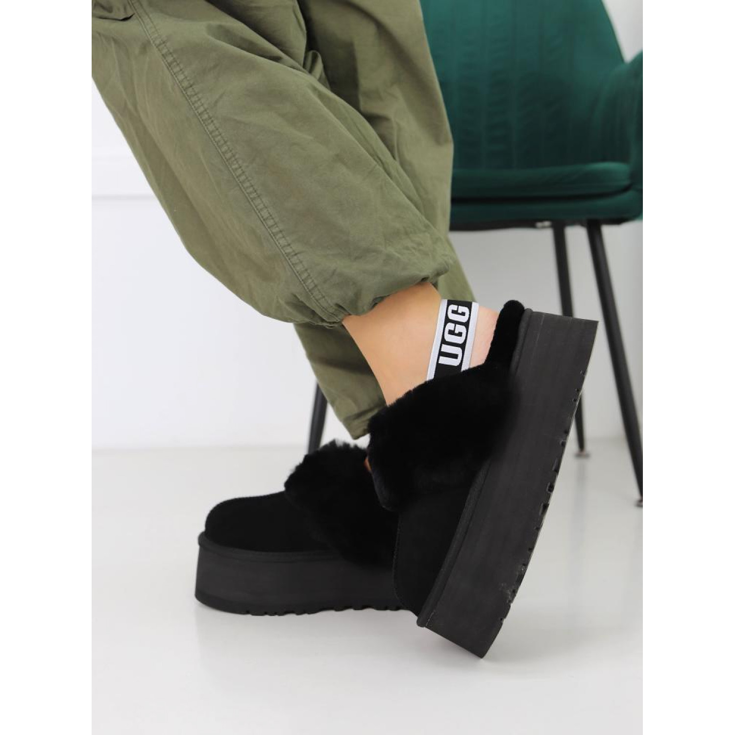 UGG Funkette Suede Platform Black