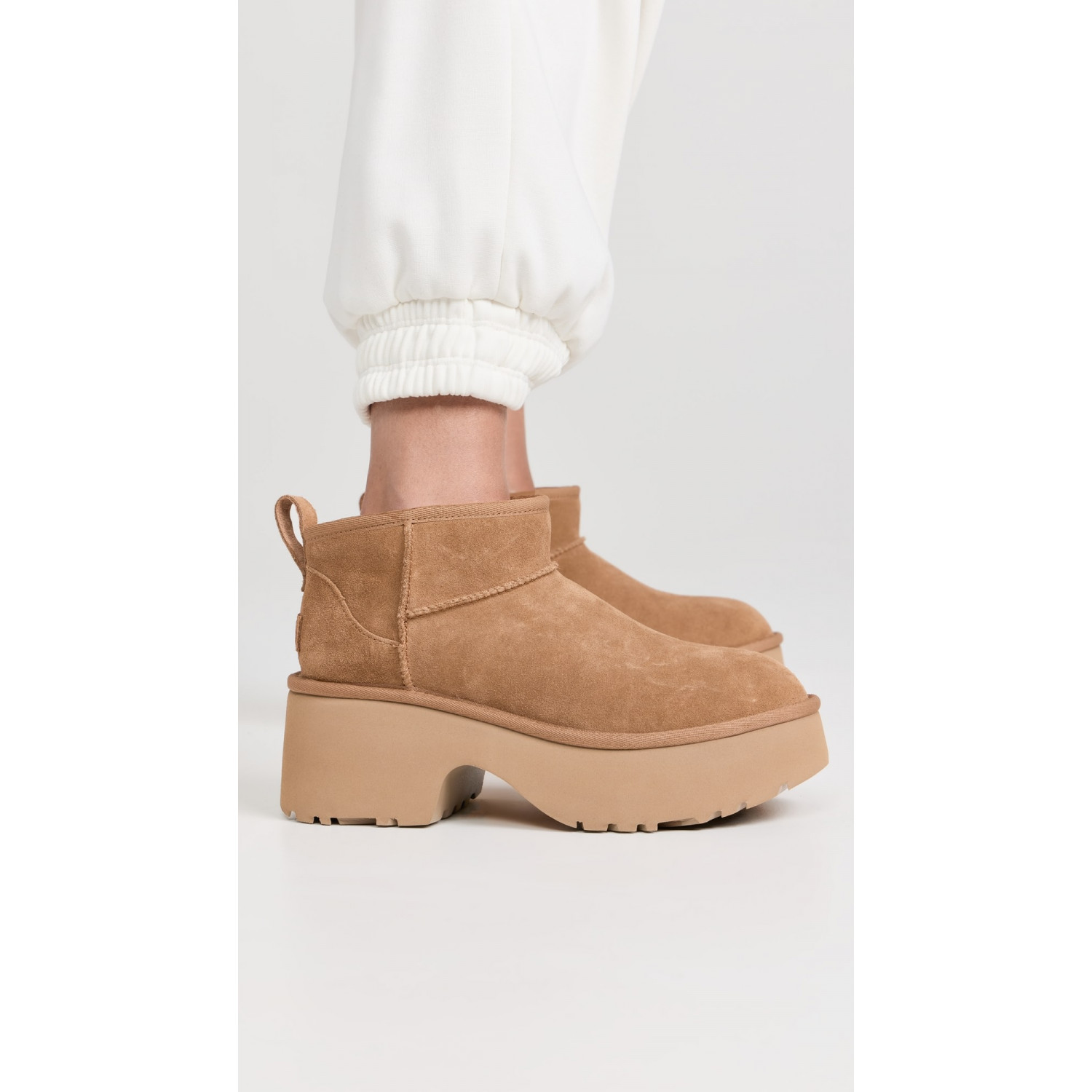 UGG Ultra Mini New Heights Chestnut